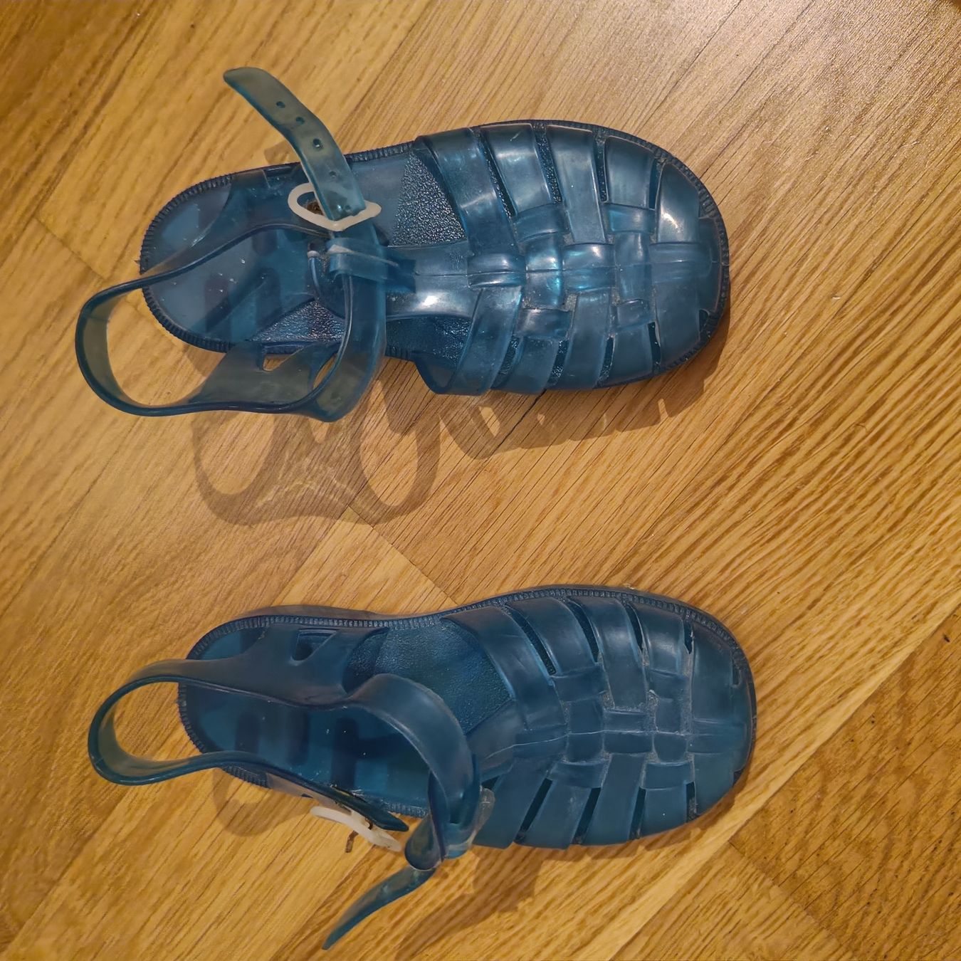 Chaussures garçon: Sandalen Grösse 26 – D'occasion à Jaberg par urig17.