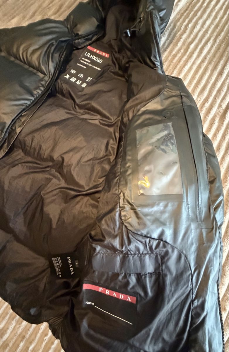 Prada Giacche: PRADA Linea Rossa schwarze L ORIGINAL! – Nuovo (secondo la descrizione) da Baar venduto da dej_pbs7 4