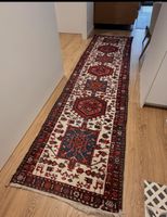 Toller orientalischer handgemachter Läufer 