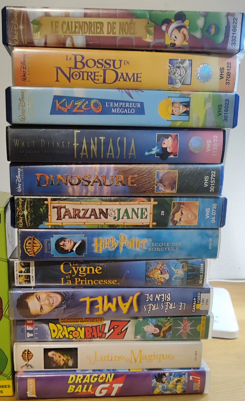 Toutes les VHS: 15 VHS lot  – D'occasion à Vétroz par mrcl01