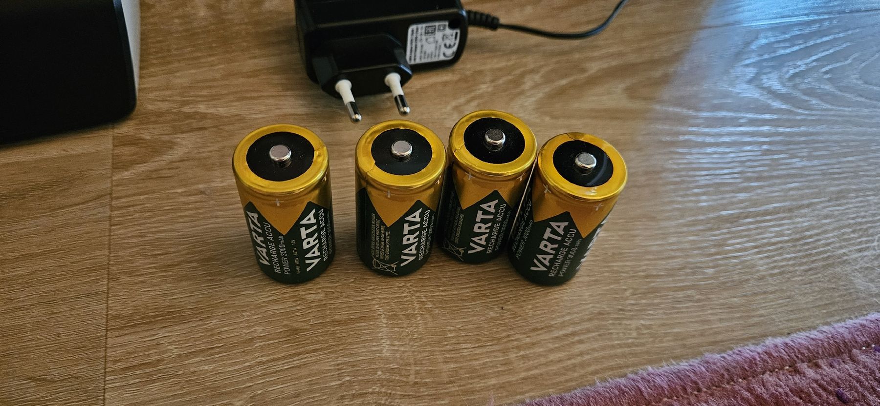 Batterie: Aufladbare Batterien – Nuovo (secondo la descrizione) da Rorbas venduto da ScorpionBay 4