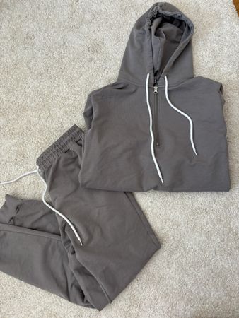 Jogginganzug Set grau mit Kapuze Sublevel Gr. S