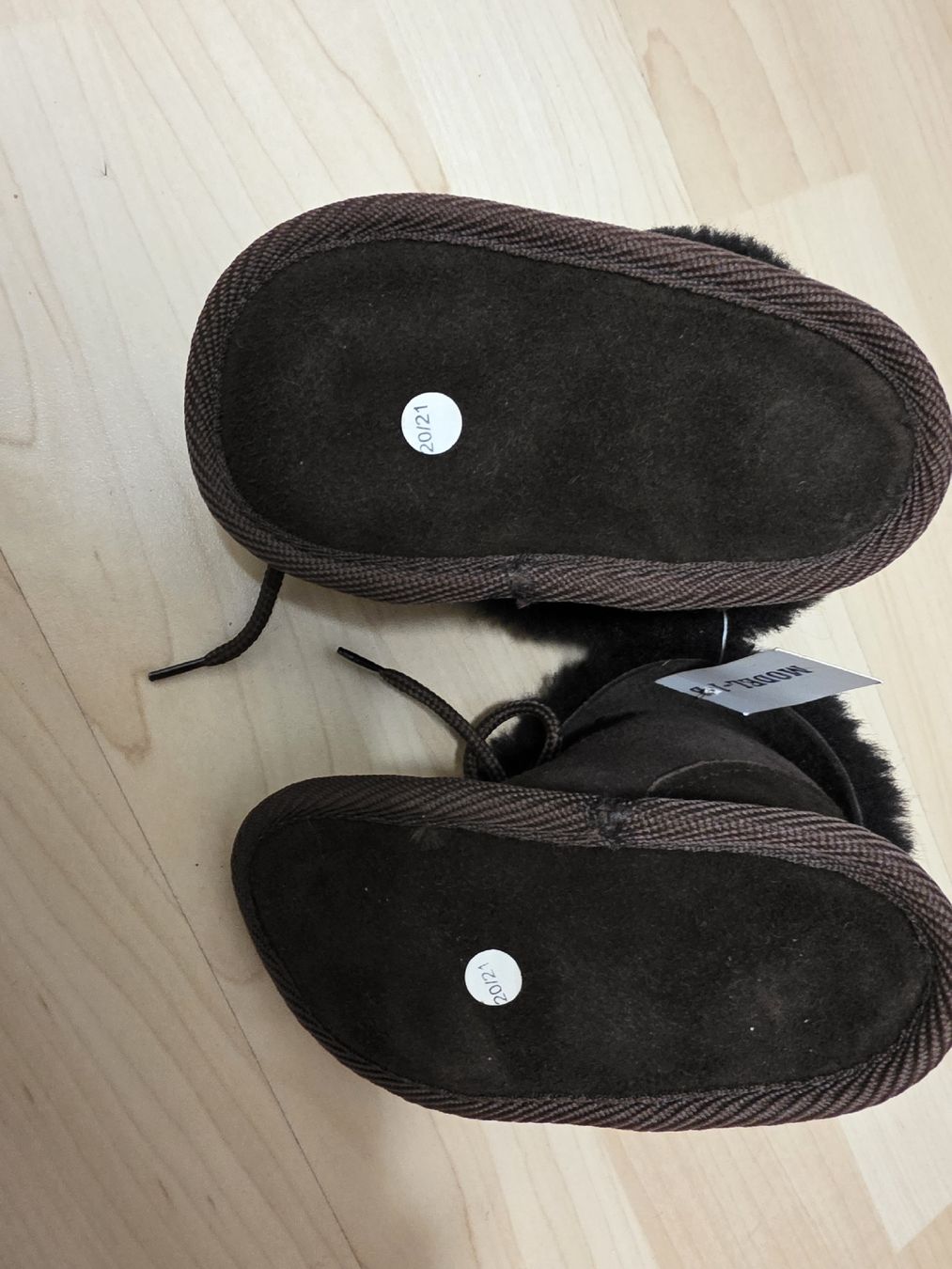 Scarpe per ragazzi: Kinderschuhe 20/21 echt Fell – Nuovo (secondo la descrizione) da Bäriswil BE venduto da Simon_Kreativwelt 1