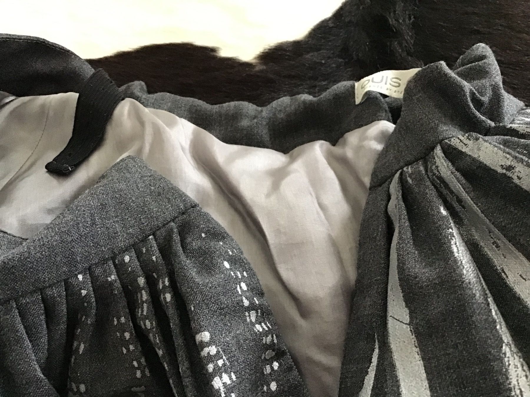 Vestiti & Gonne: Mädchenrock Silber grau festlich Wolle – Nuovo (secondo la descrizione) da Zürich venduto da m4m3m2m1 1