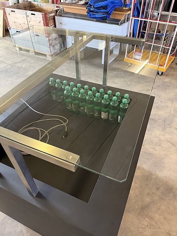 Vitrinen: Neuwertige Getränkevitrine / Kühlvitrine  – Gebraucht aus Burgdorf von dkwhummel 1
