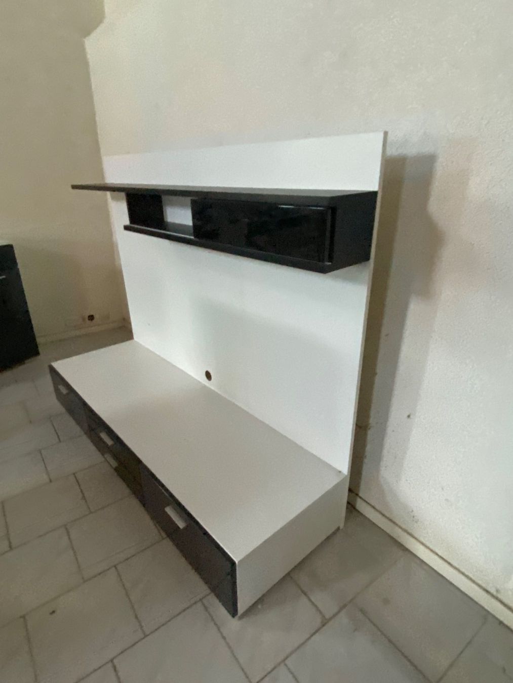 Mobili TV: Fernsehmöbel mit Kommode ab Fr. 1.00 – Usato da Villmergen venduto da sadagi 1