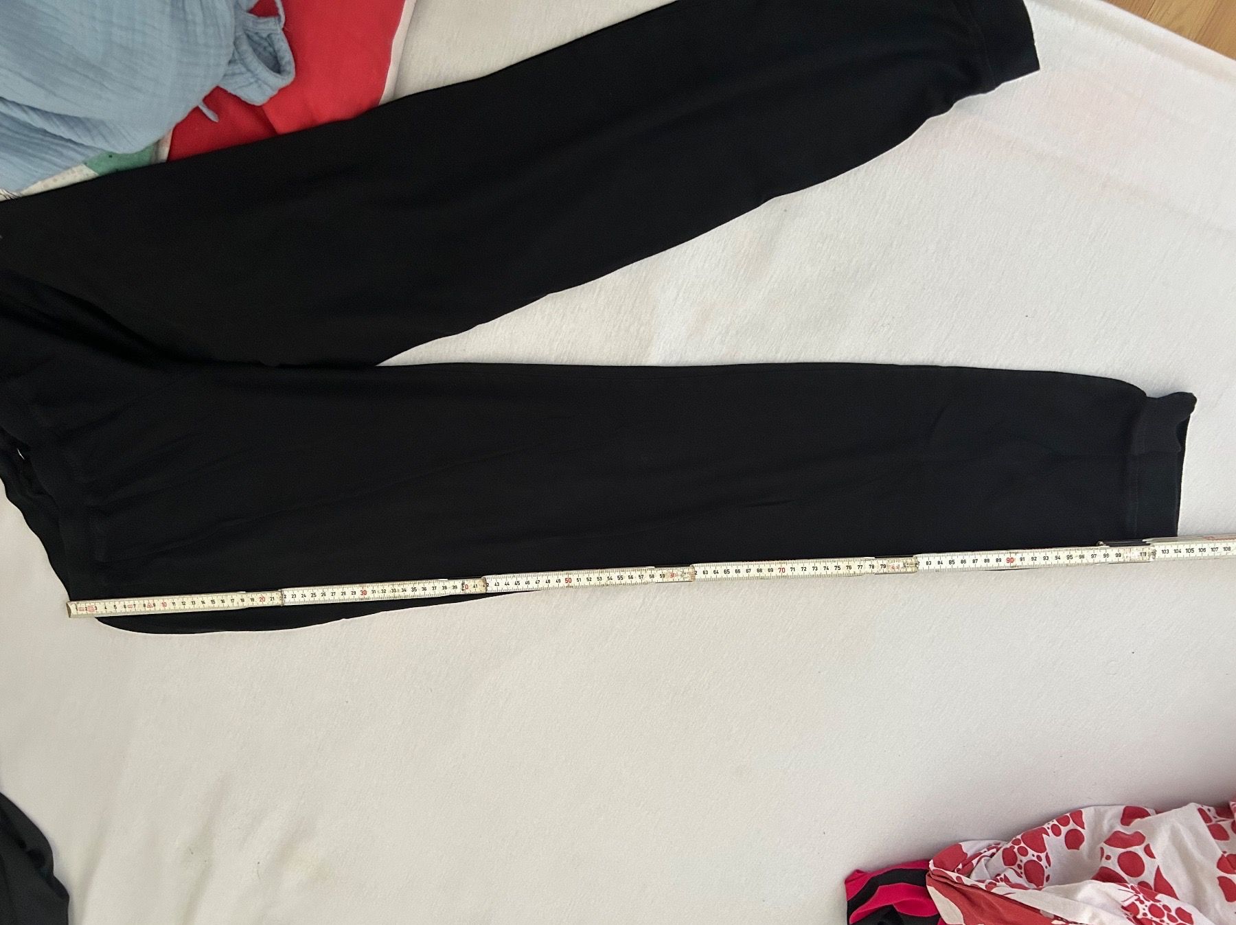 Pantaloni: Jogging domyos L – Usato da Reconvilier venduto da Panda90 3