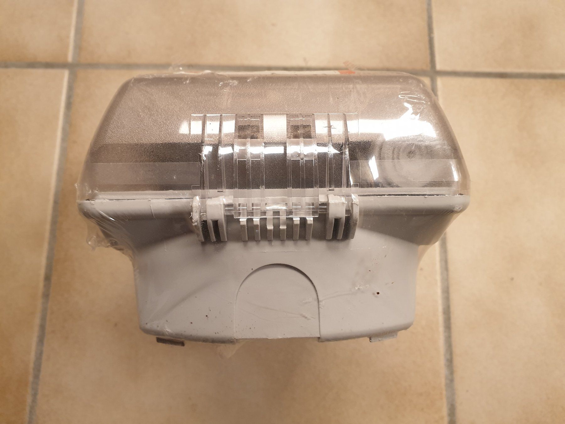 Legrand Lampade: Leuchte Legrand Schiffarmatur IP54 E27 - 75W – Nuovo e nell'imballaggio originale da Thun venduto da Nskater 4