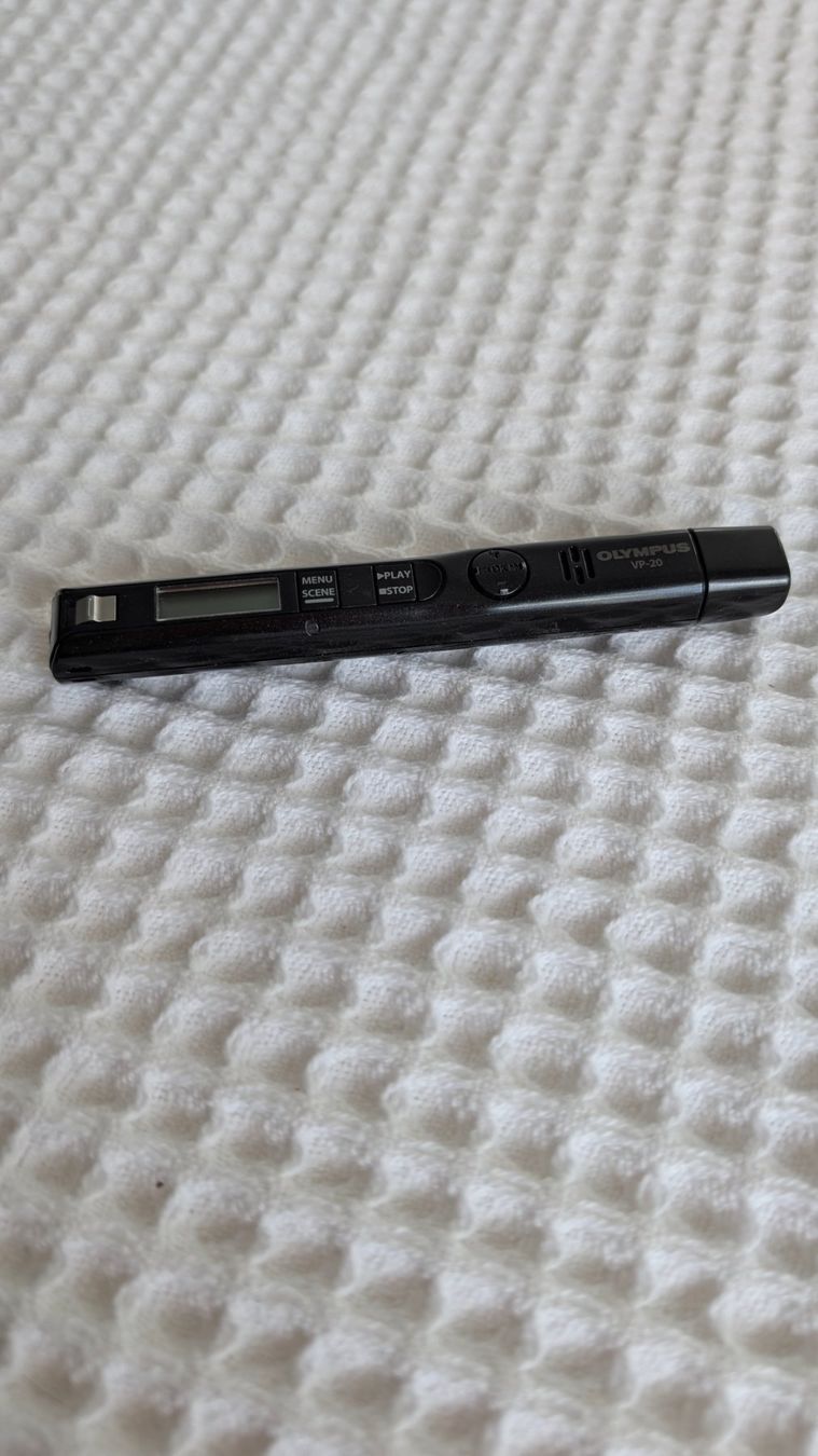 Olympus Registratori: Olympus Voicr Recorder VP 20 – Usato da Köniz venduto da grar