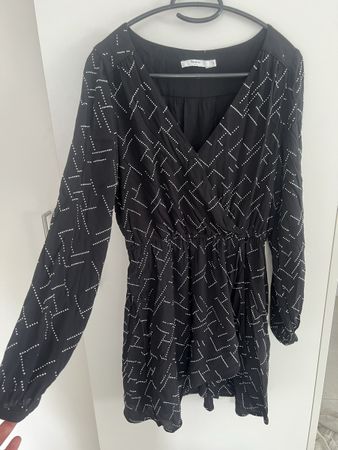Pepe Jeans Kleid schwarz mit Nieten Grösse M Zustand gut