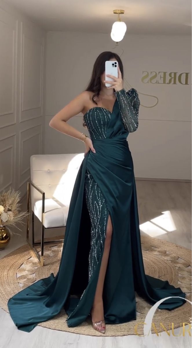 Vestiti: Abendkleid – Nuovo (secondo la descrizione) da Sursee venduto da Alyel