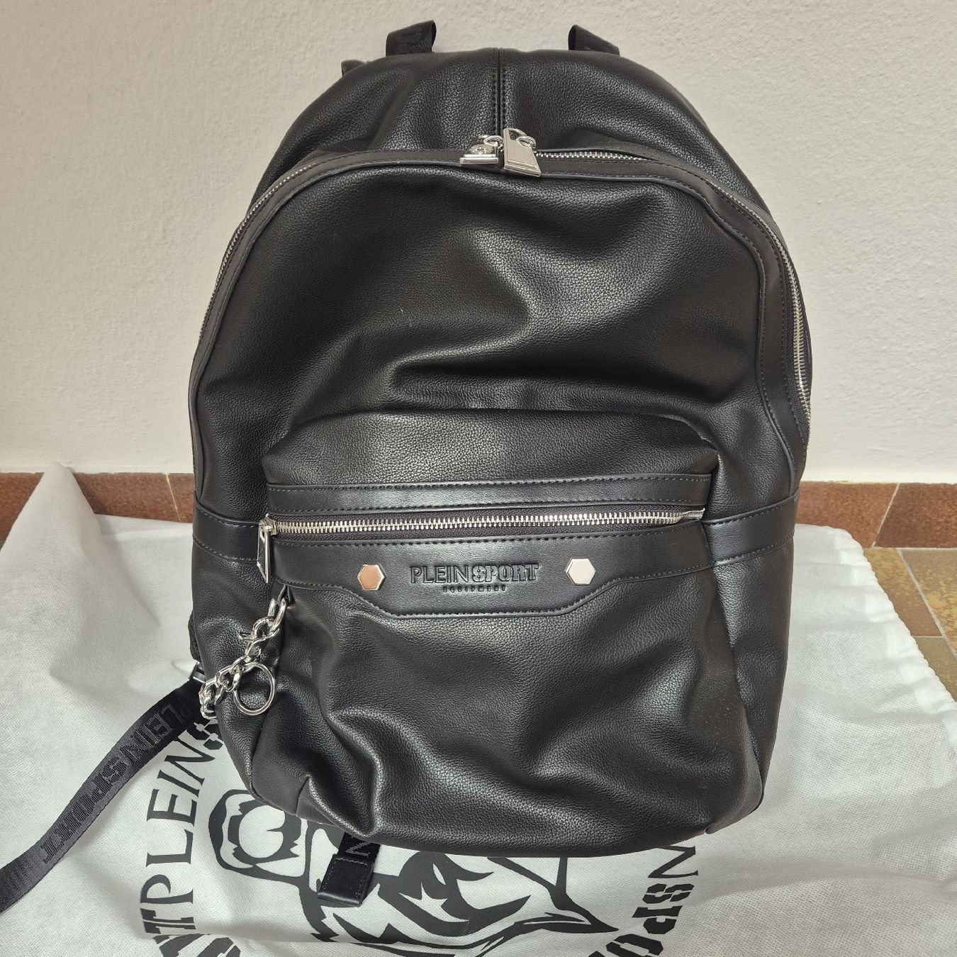 Philipp Plein Zaini: Zaino Plein Sport – Nuovo (secondo la descrizione) da Rancate venduto da sarah357