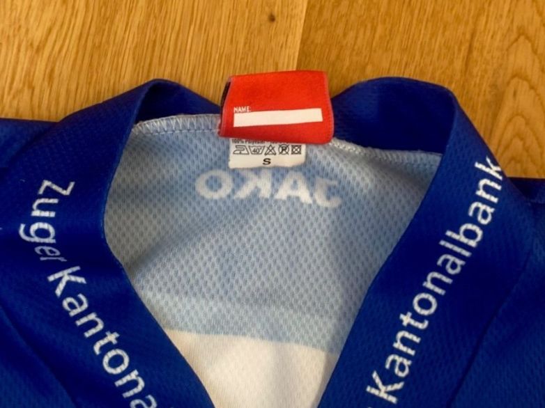 Canottiere & Pantaloni: EVZ Hockeyshirt Grösse S – Usato da küssnacht am rigi venduto da Daot 1