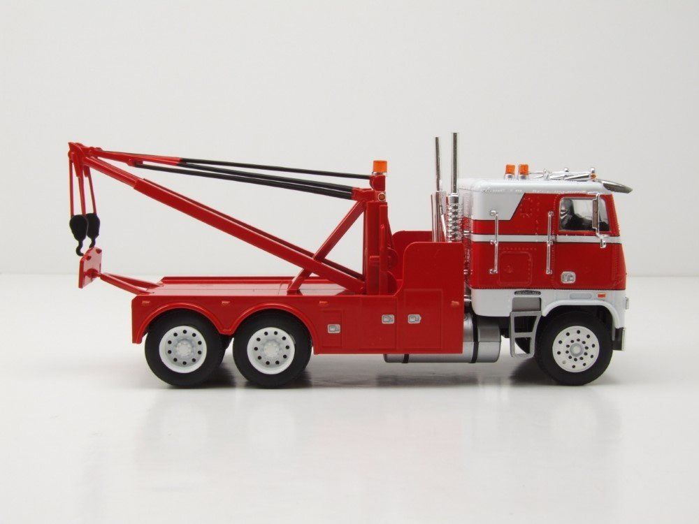 Freightliner Modellautos: Freightliner FLA LKW Abschlepper 1987 rot / weiss       1:43 – Neu und originalverpackt aus Gerlafingen von espero88 6
