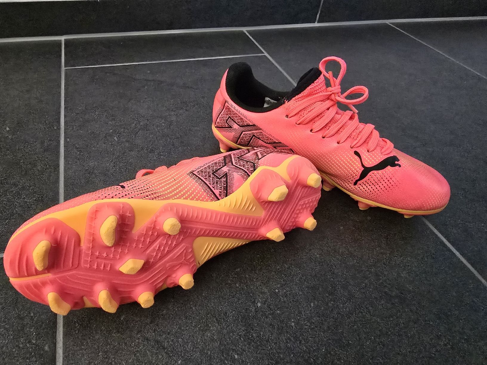 Puma Scarpe per ragazzi: Fussball Nockenschuhe Gr. 32.5 PUMA – Usato da Birmensdorf ZH venduto da nad_5hfd 1