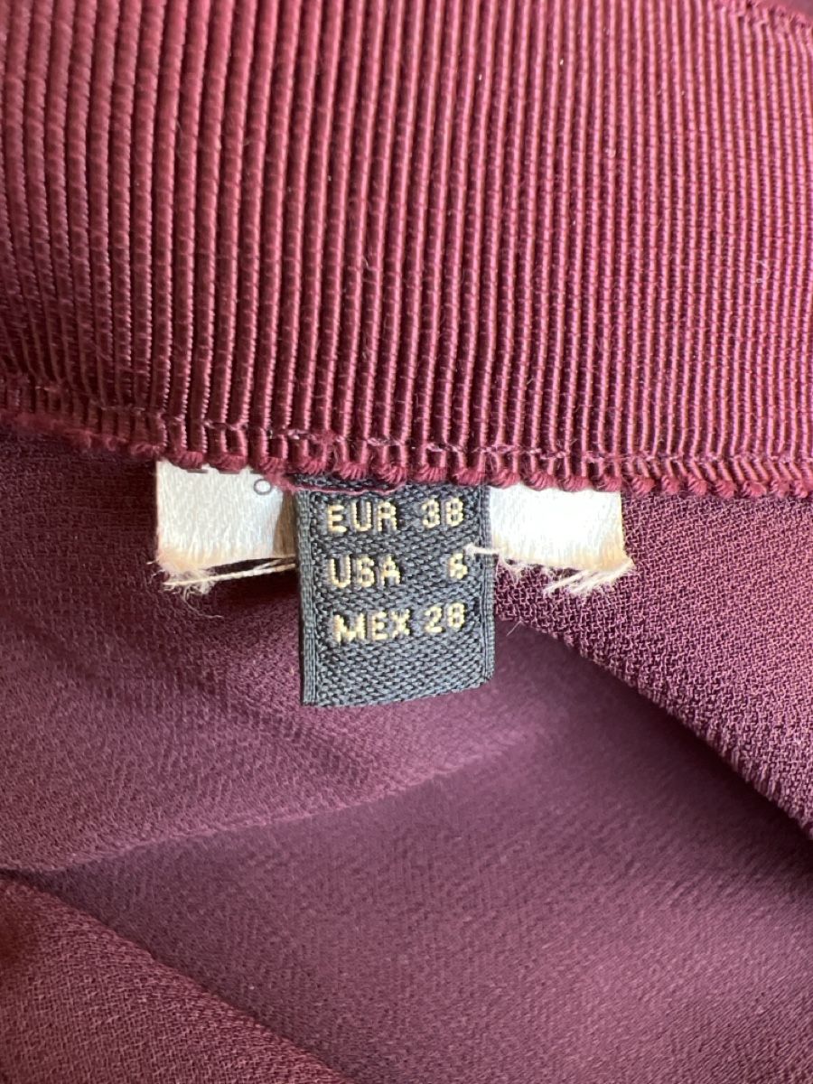 Massimo Dutti Gonne: Burgundy Massimo Dutti Skirt, Size 38, Fall Essential! – Usato da Adliswil venduto da youngbee 4