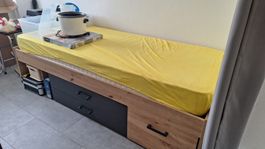 Bett inklusive Matrazze