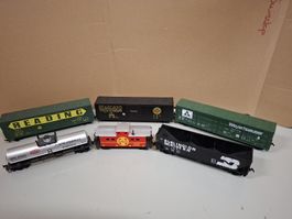 Sechs Stück Güterwagen H0 NEU