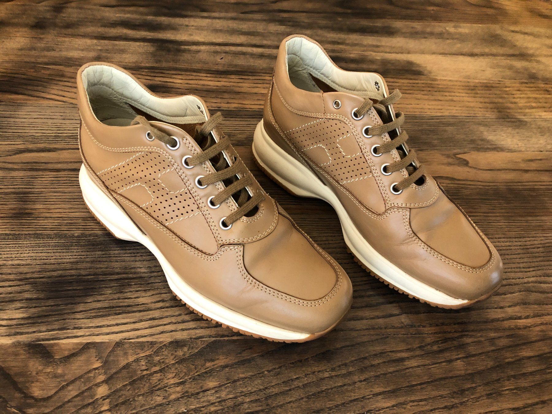 Hogan Damenschuhe: 👟 Hogan interactive Sneaker Grösse 37.5 👟 – Gebraucht aus Berg am Irchel von Zweiti_Chance