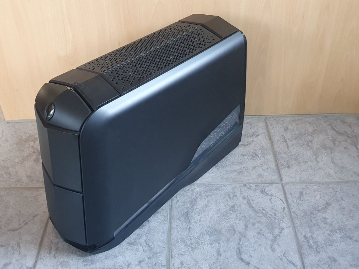 Alienware PC: DELL PC Alienware Aurora R-3 – Usato da Kreuzlingen venduto da LeslieBar