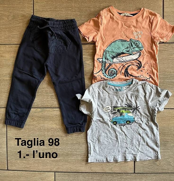 Lotti & Set di vestiti: Vestitini taglia 98 – Usato da Melano venduto da ram_jq9d 1