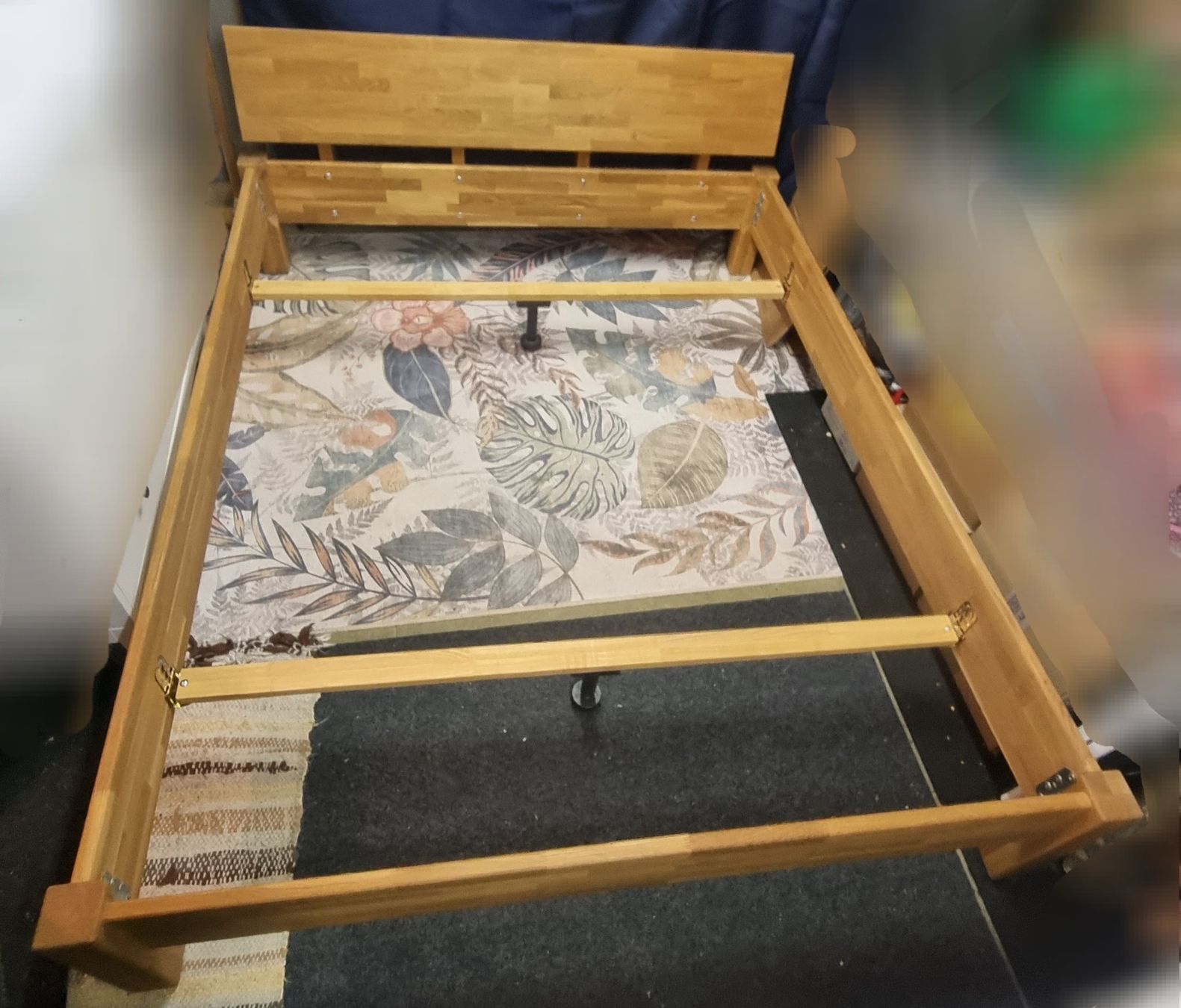 Letti: Bettgestell aus massivem Eichenholz mit Lattenrost,160x200cm – Usato da Walenstadtberg venduto da NC_IDEENwerkstatt 2