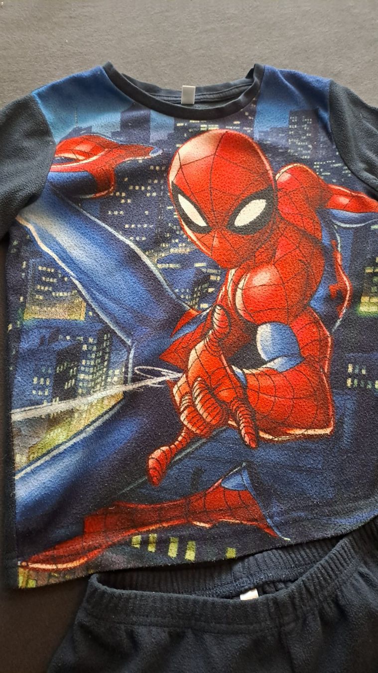 Pigiama & Simili: Marvel Pyjama Gr.116 Spiderman – Usato da Oberrieden venduto da Raja011 1