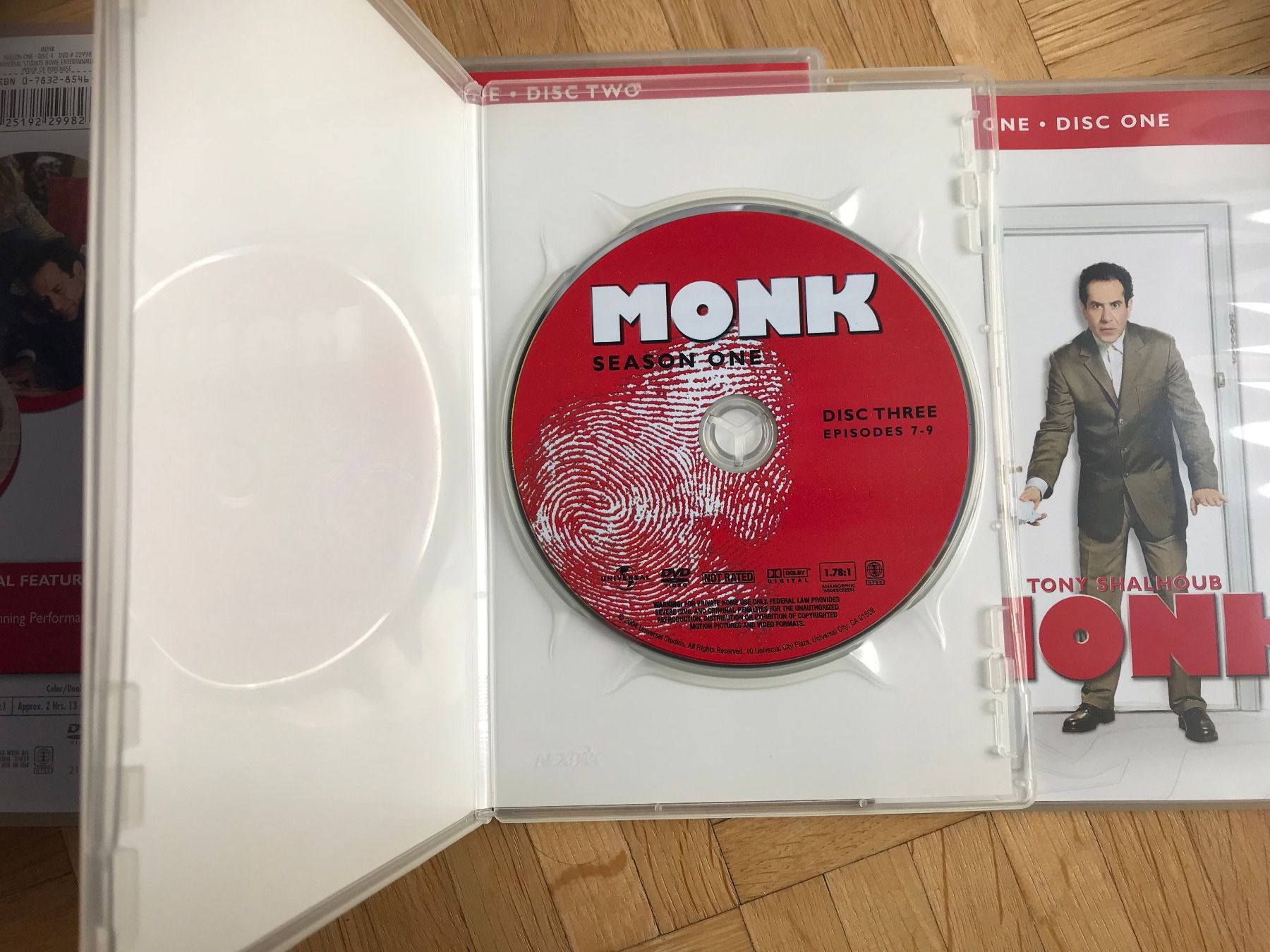 Tutti i DVDs: Monk - Season One - DVD – Usato da Zürich venduto da Malcom 6