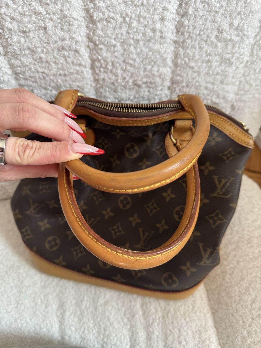 Louis Vuitton Taschen für Damen: Louis Vuitton Lockit Vertical PM Monogram Canvas – Gebraucht aus Wittenbach von Apicel 5