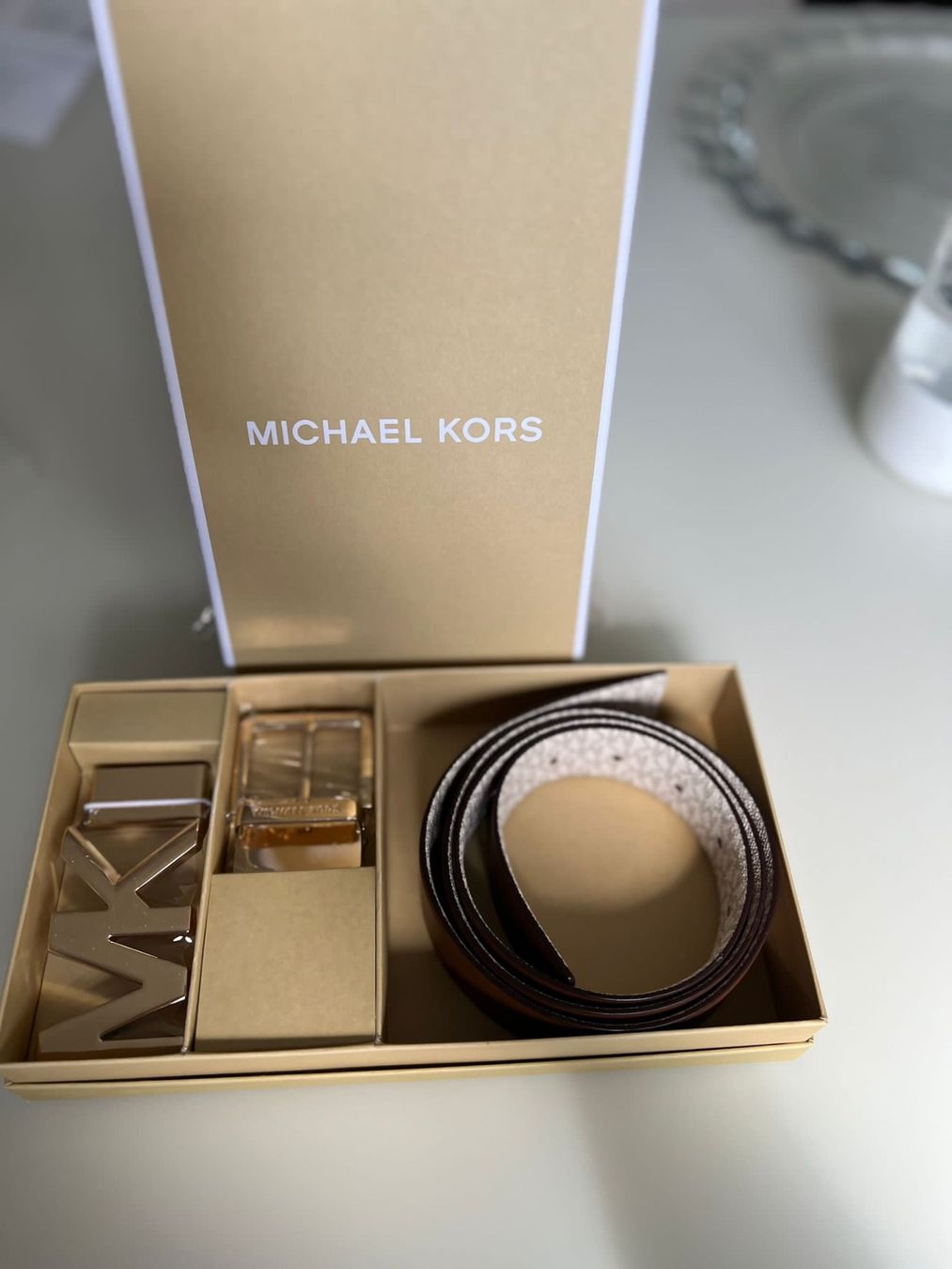 Michael Kors Cinture: Michael Kors Gürtel L 4in1 in Geschenkbox – Nuovo e nell'imballaggio originale da Wiedlisbach venduto da Sistershop 5