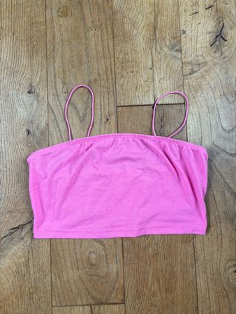 Pinkes Top mit dünnen Träger Grösse S 