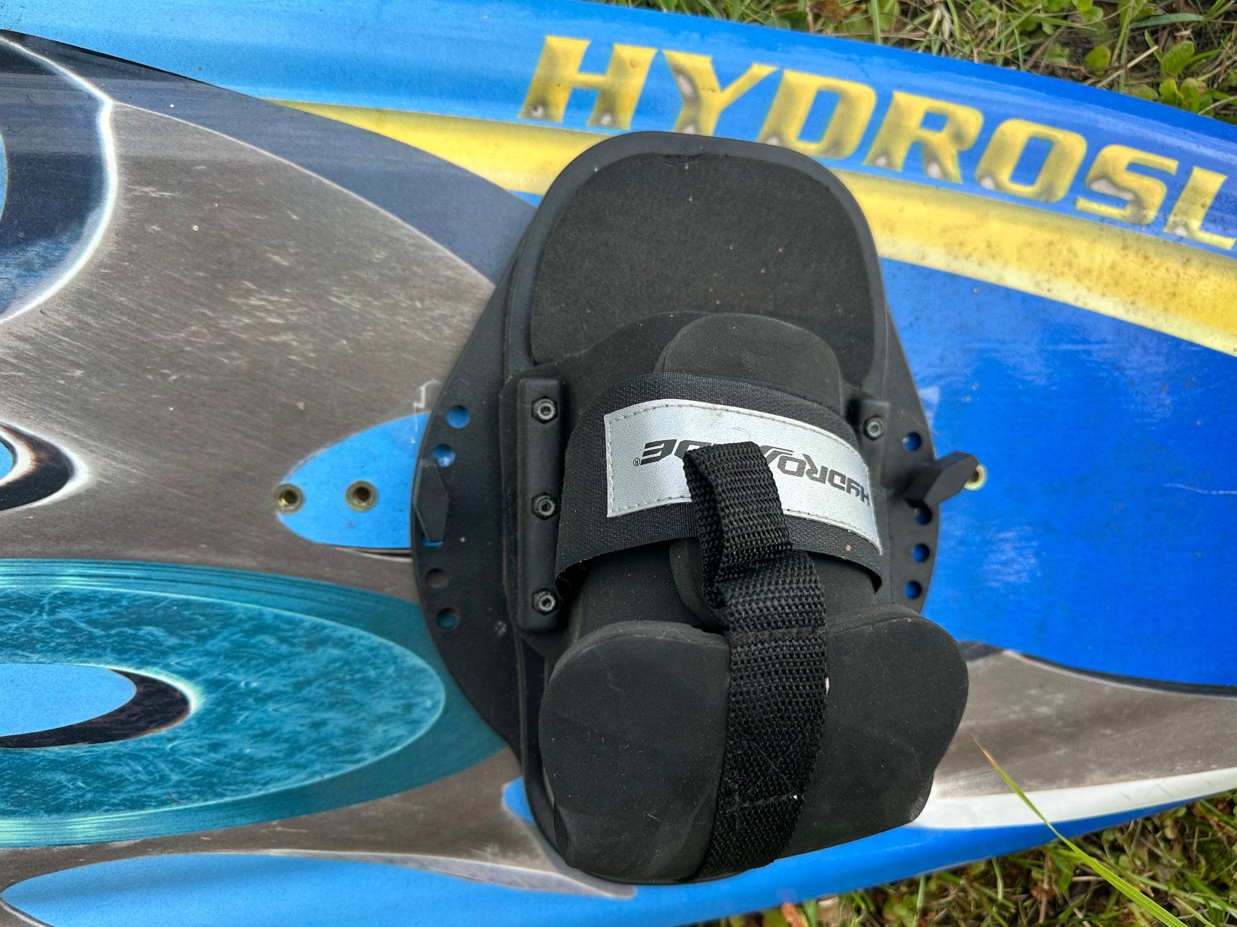 Surfboards & Schwimmbrette: Hydroslide Blade Wakeboard, gebraucht – Gebraucht aus Bennau von Santolina 1