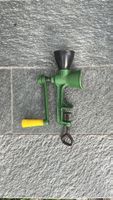 Manuelle Getreidemühle grün gebraucht Grösse 1