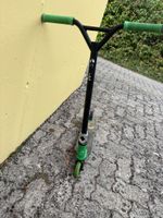Stunt Scooter grün schwarz gebraucht.