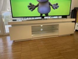 TV Kommoder mit LED Beleuchtung