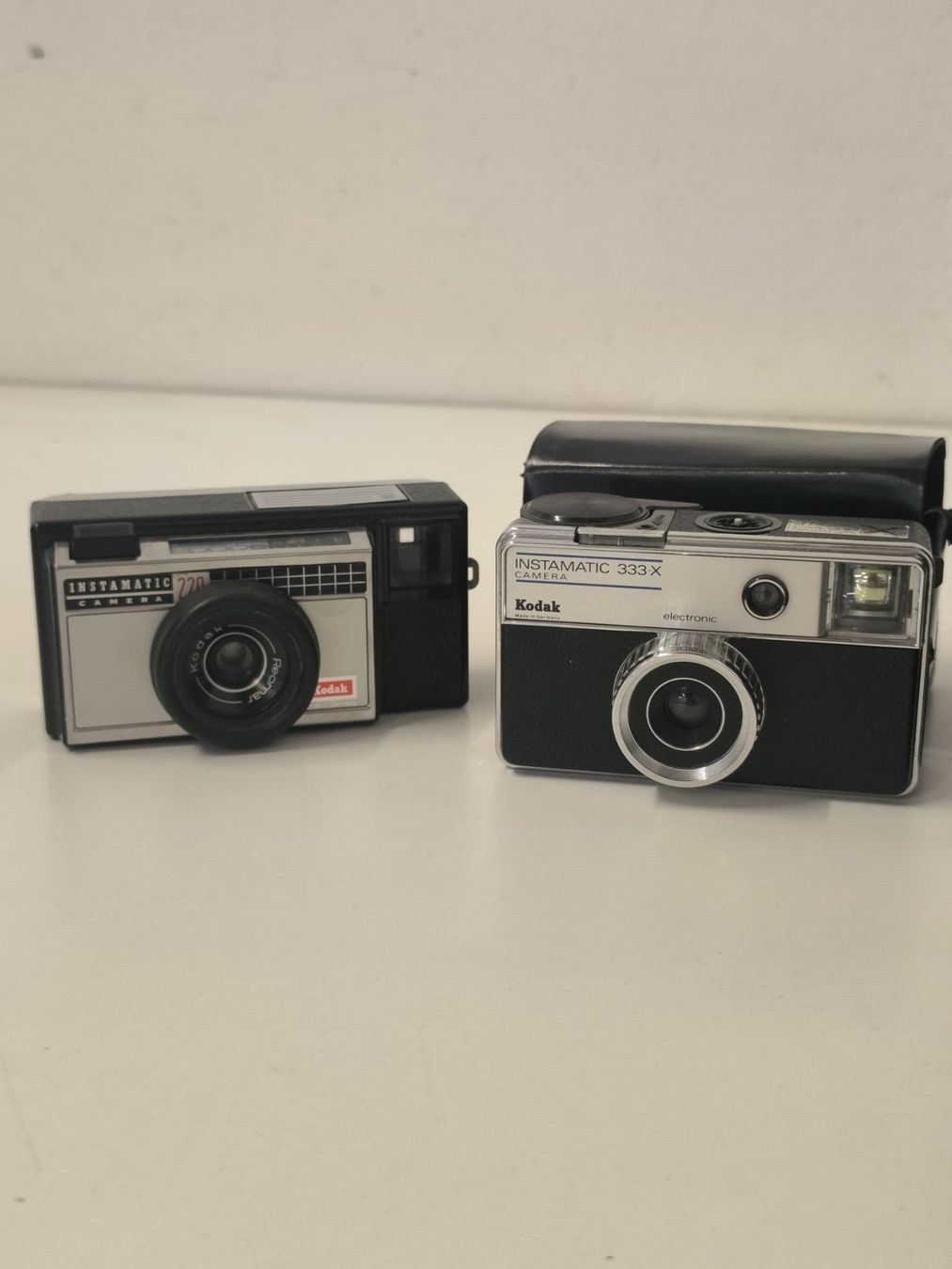 Kodak Fotocamera: Lot de Vintage Camera – Usato da Conthey venduto da costafrederico 1