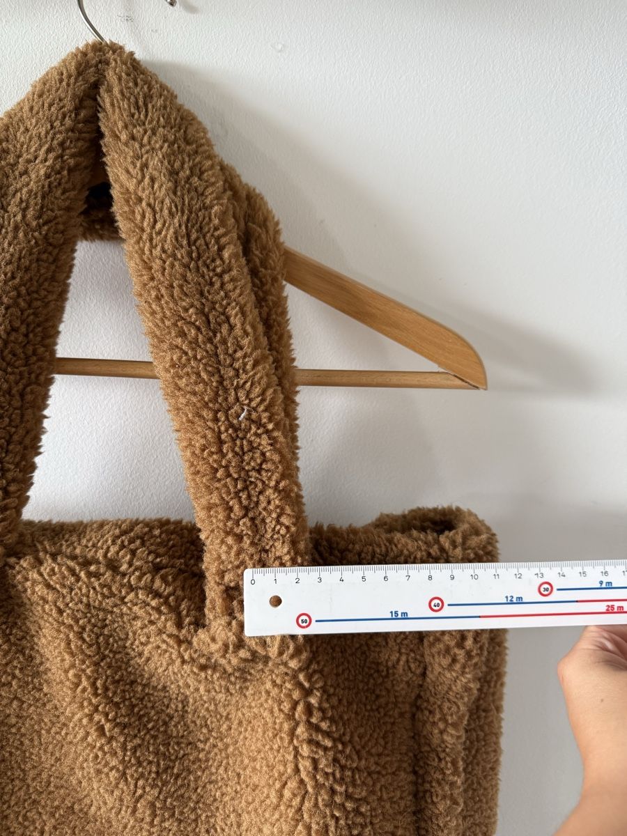 Asos Sacs: Sac cabas marron teddy peu porté  – D'occasion à Cormondrèche par ali_9zh5 4