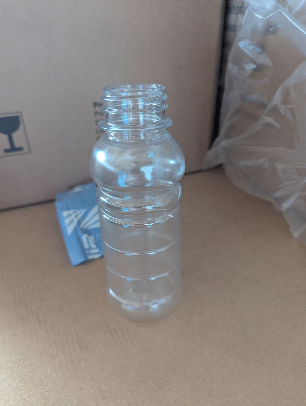 Accessori: Schäppchen: Hotfill-PET Flaschen ca 4400Stk – Nuovo (secondo la descrizione) da Metzerlen venduto da Ben88