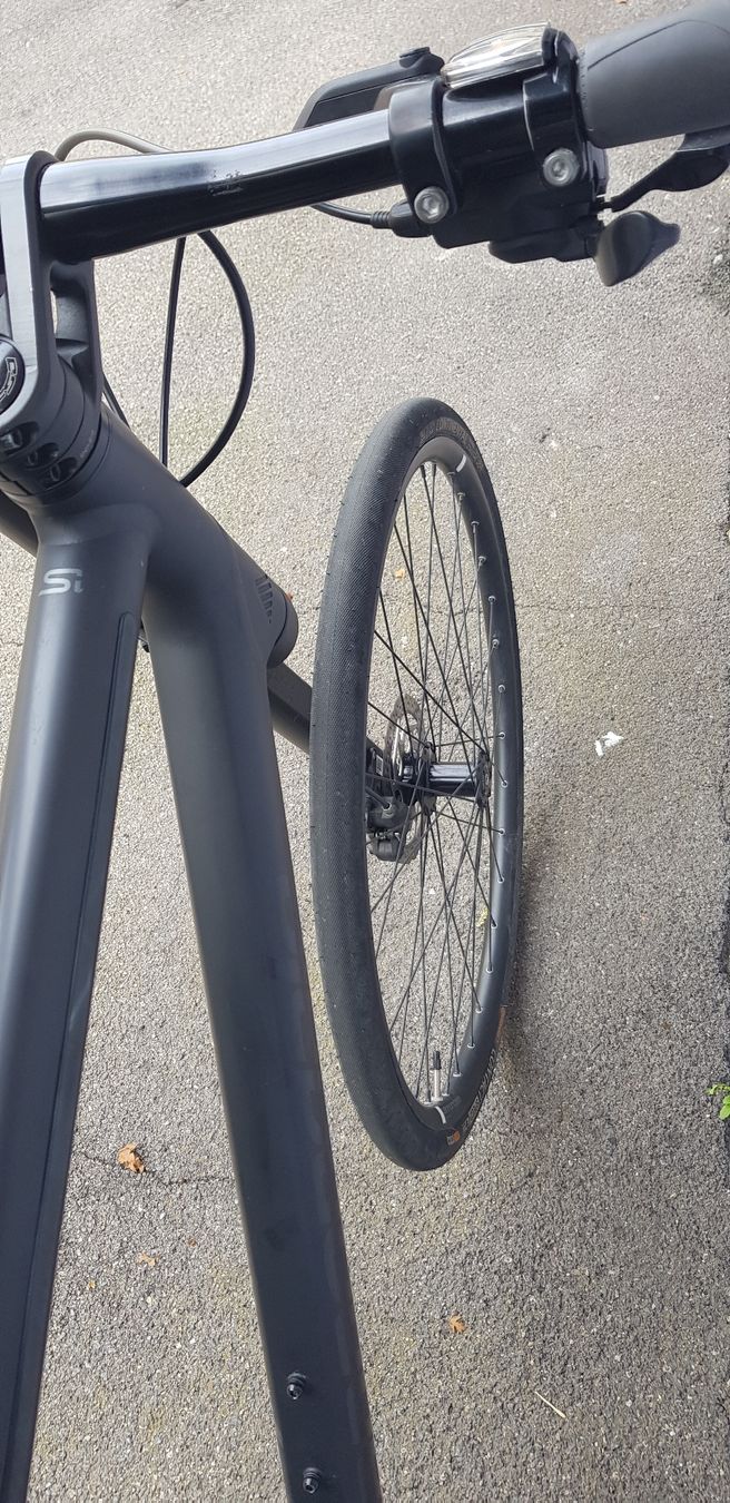 Cannondale Velos: Cannondale Bad Boy 1 Lefty mit LED – Gebraucht aus Zürich von Foli11 9