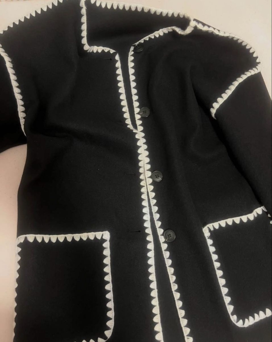 Killstar Cappotti: Elegante schwarze Jacke / Mantel – Usato da Fislisbach venduto da leo_9j95