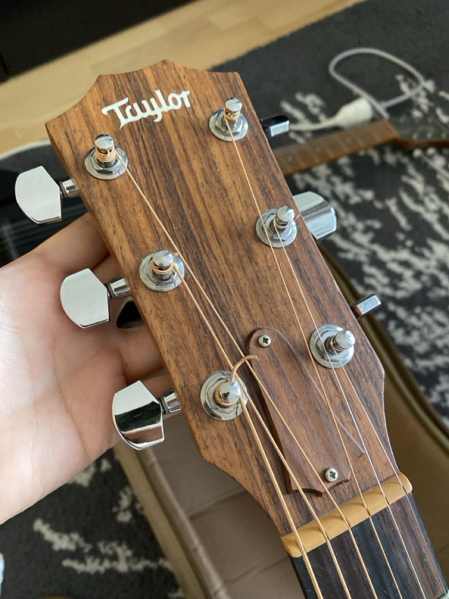 Strumenti musicali: Taylor 114e walnut guitar – Usato da Renens VD venduto da BrunoAndKun 4