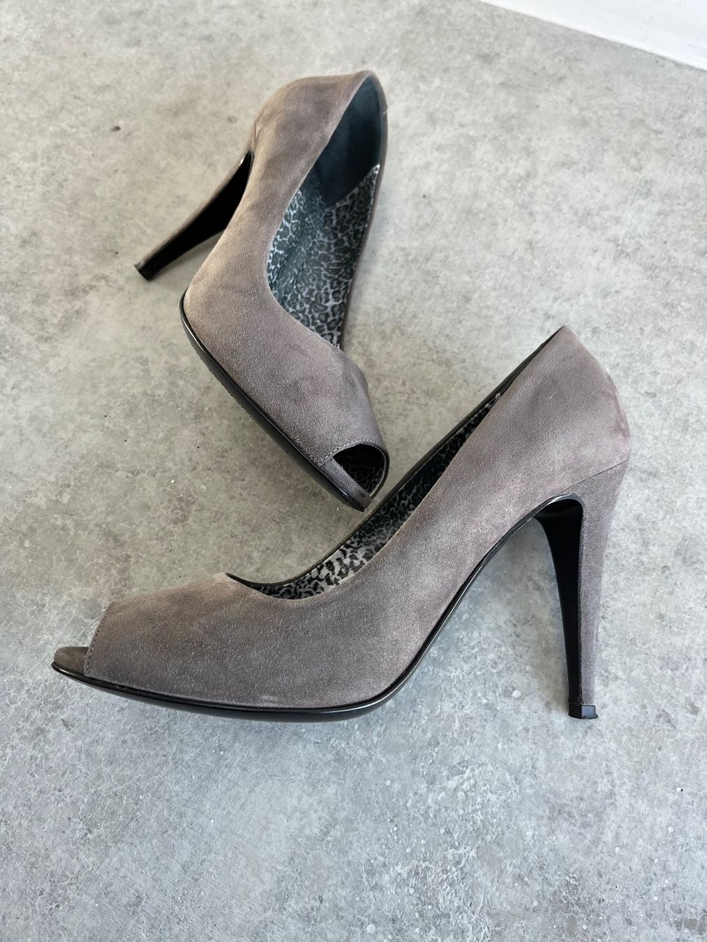 Bally Scarpe da donna: BALLY Peeptoes Pumps grau Gr. 38.5, NP: 525.- – Nuovo (secondo la descrizione) da Zollikofen venduto da spunk65 4
