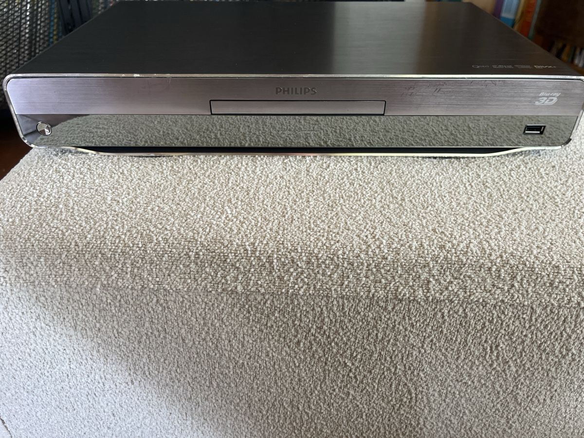 Philips Multimediaplayer & Streamer: Blu-Ray Disc Player Philips BDP9600 – Defekt aus Beinwil am See von Knixlerich 1