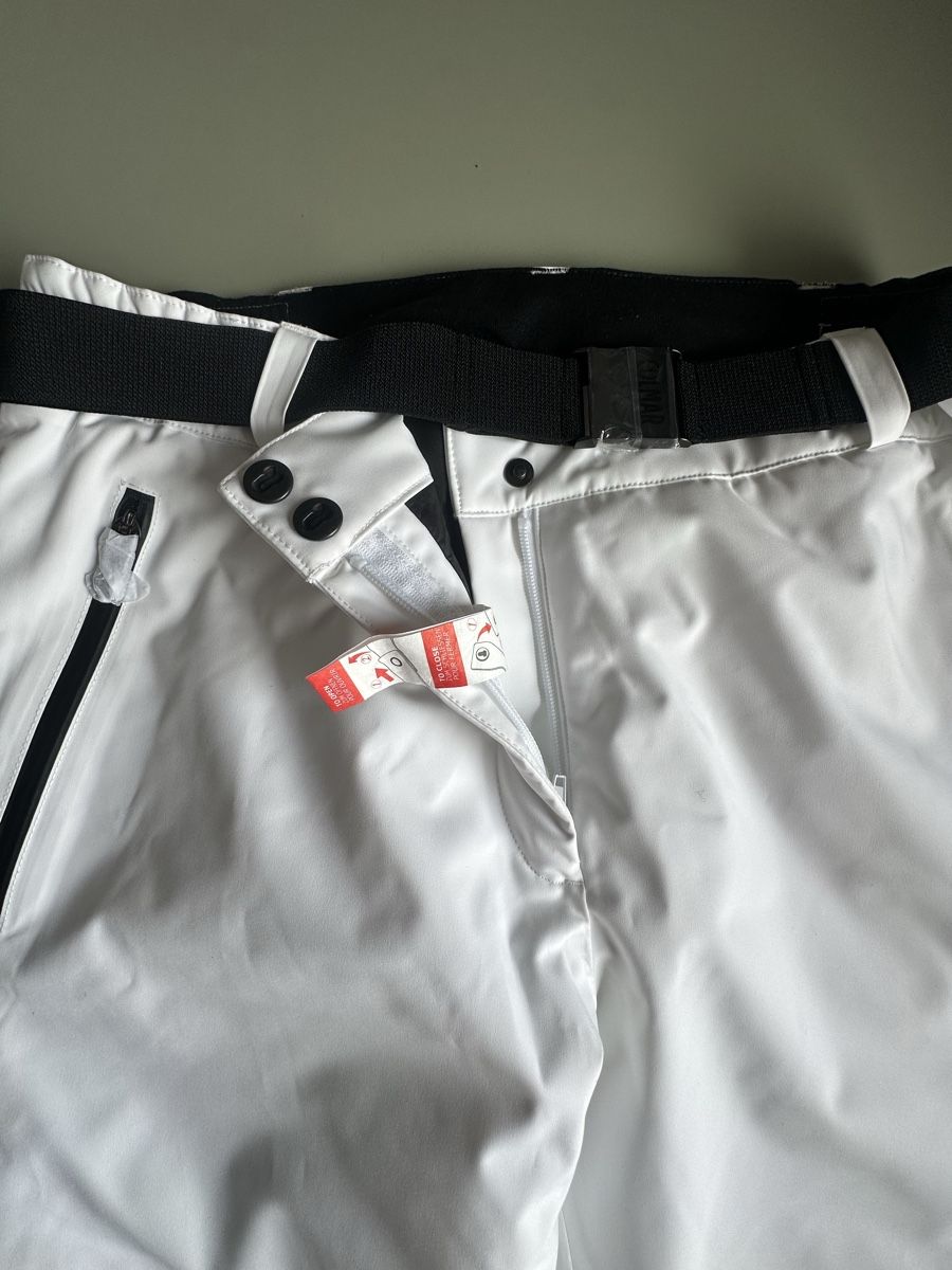 Colmar Pantalons: COLMAR Skihose wattiert – D'occasion à Triesenberg par Anna_B1 2