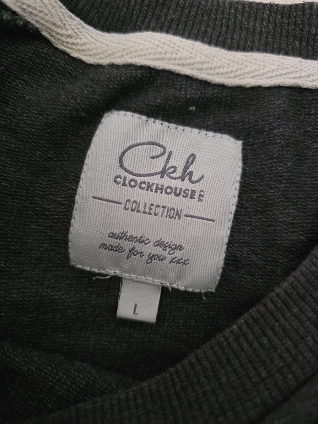 Maglioni & Felpe: Pullover Clockhouse grau Blumenprint Grösse L gebraucht – Usato da Wigoltingen venduto da Zuckerfee84 2