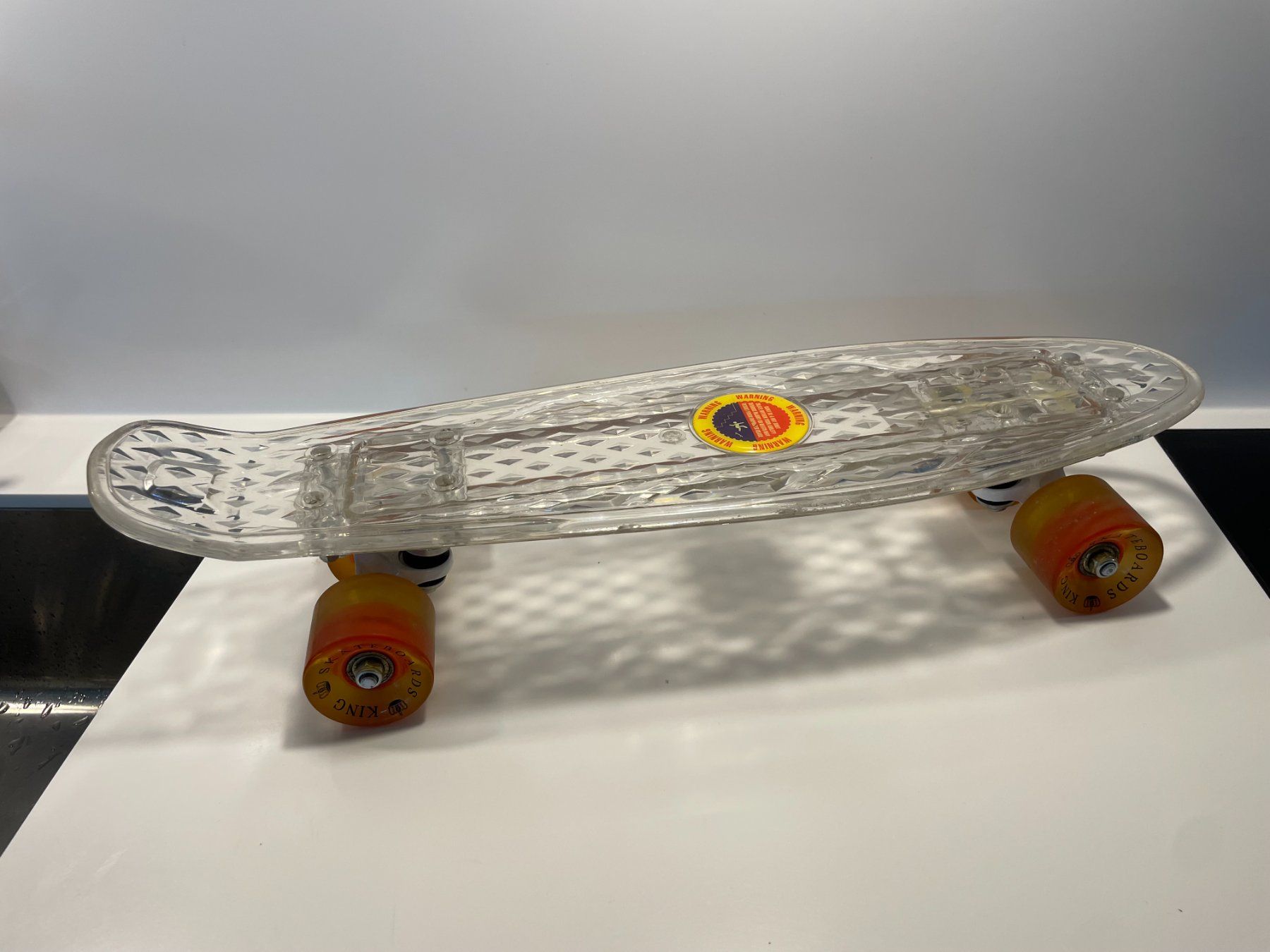 Skateboards: LED Blinkendes Skateboard - NP 72,- – Usato da Zürich venduto da TTLM