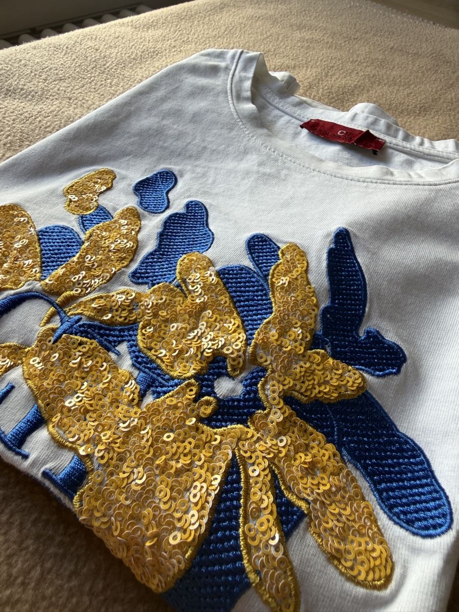 Carolina Herrera T-shirt: Carolina Herrera T-Shirt – Usato da Bern venduto da AndrewHM