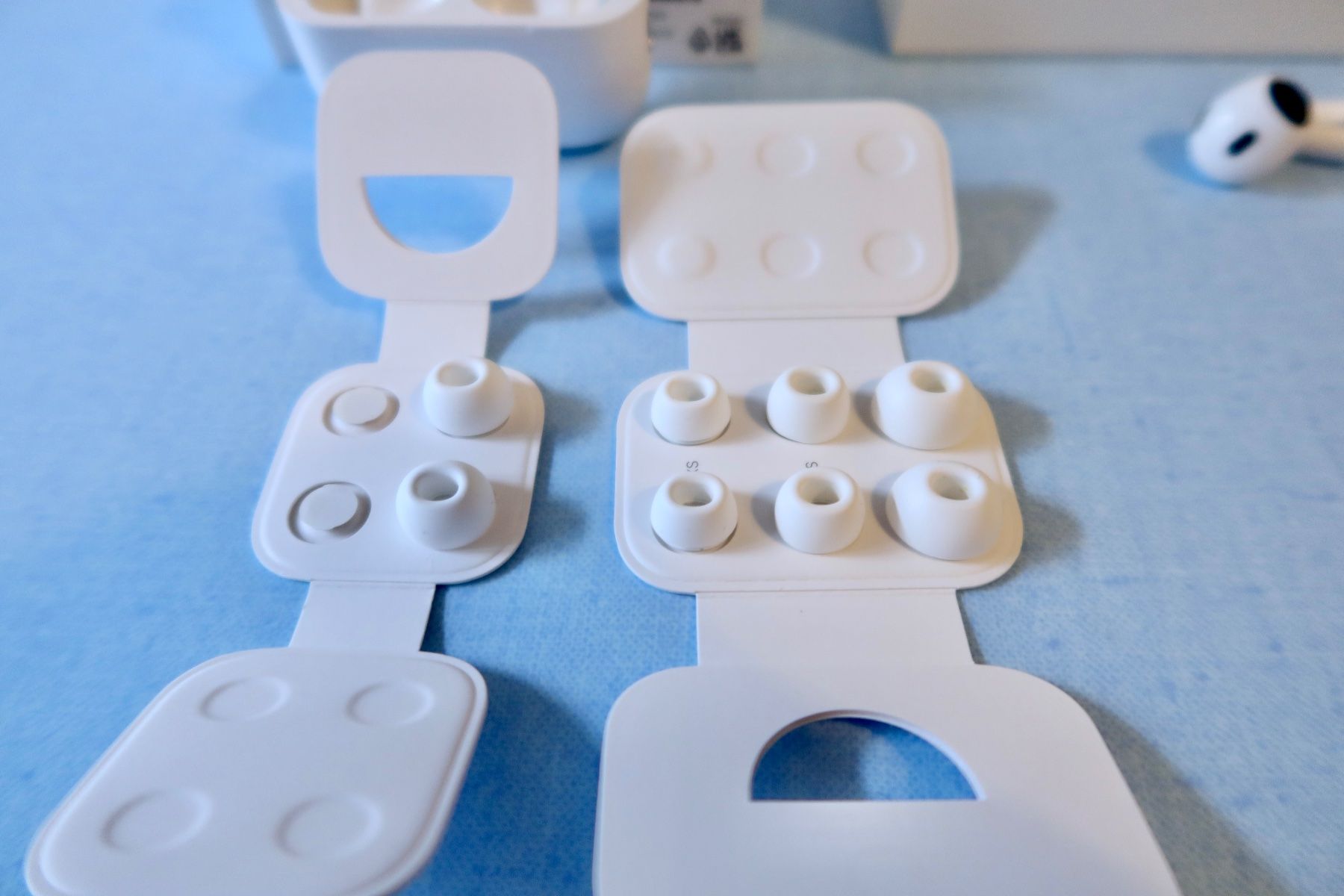 Apple Casques audio: AirPods Pro (2. Generation) – D'occasion à Luzern par raymondnoir 5