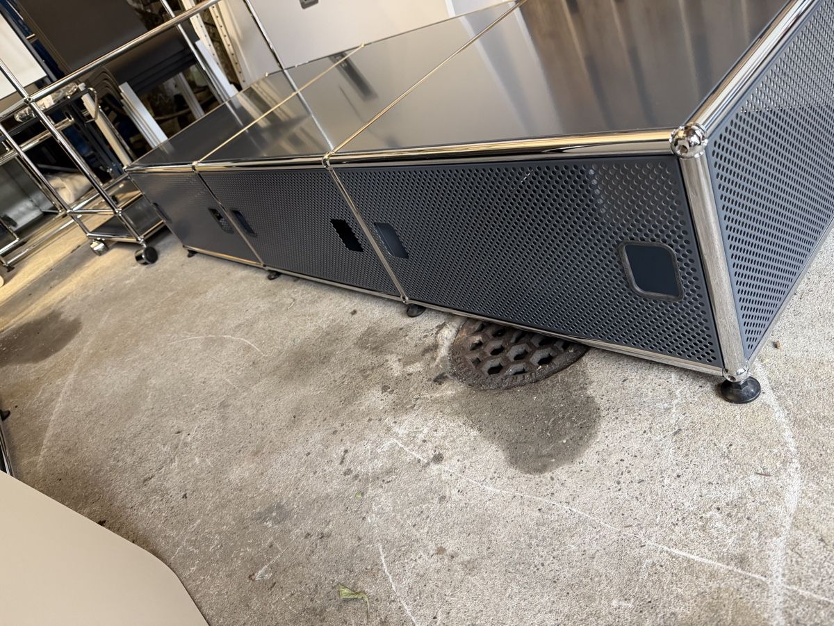 USM Mobili TV: USM Sideboard, Fernsehen Möbel – Usato da Zürich venduto da Zvijerka 5