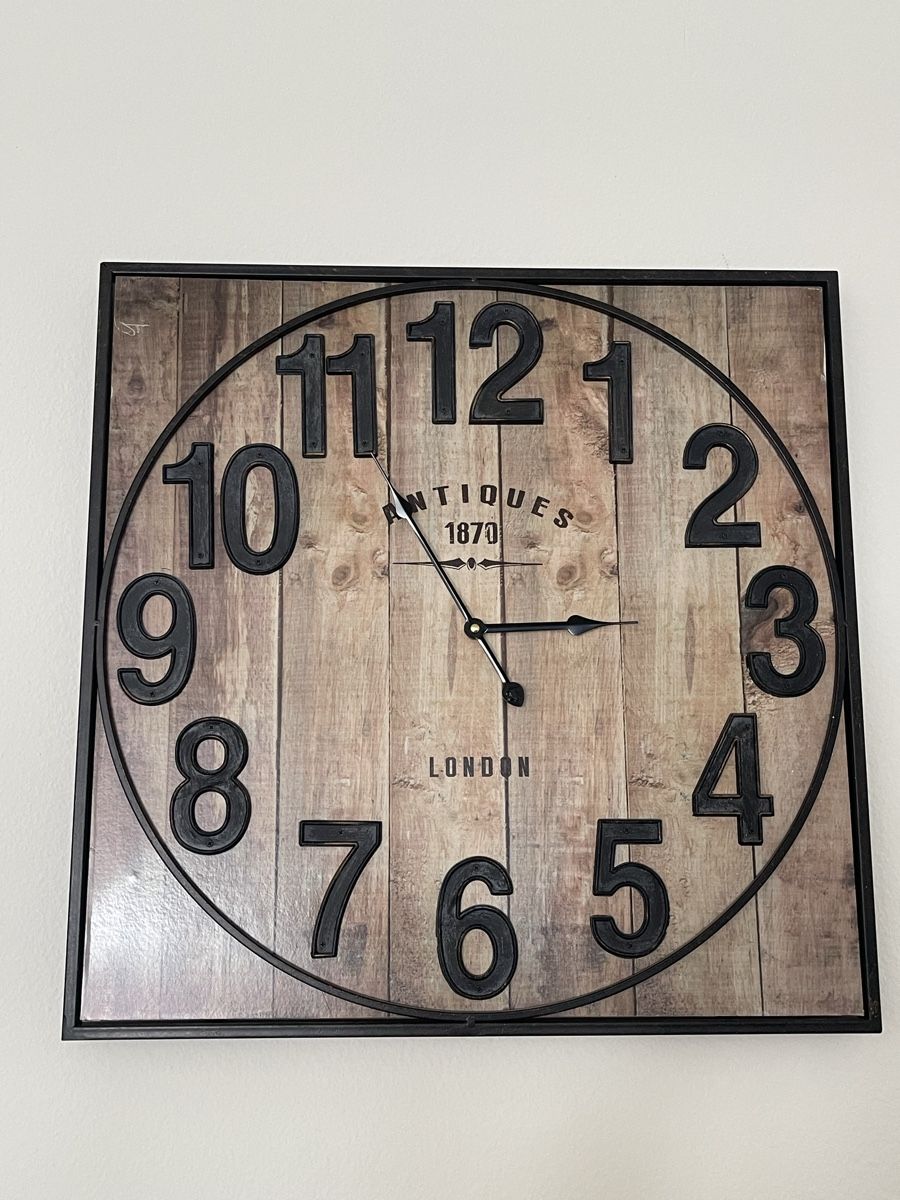 Orologi da terra & Orologi da parete: Antike Wanduhr mit Holzoptik – Usato da Rümlang venduto da ohsnapiiitzme2